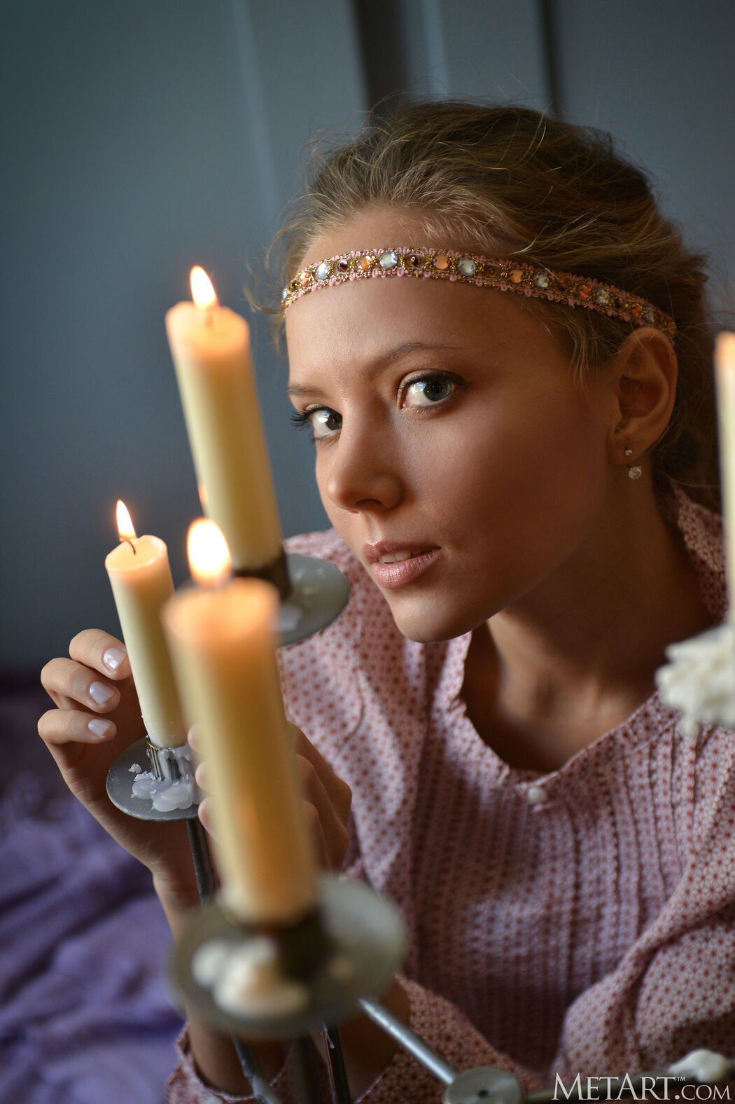 Mango A Bare Her Perky Breasts And Slender Waist