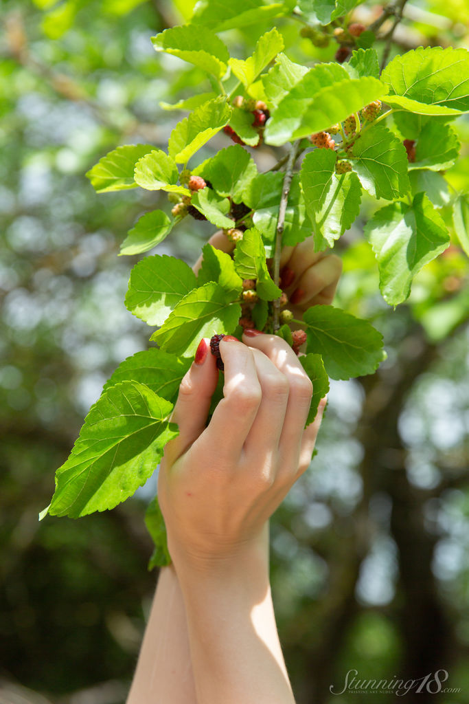 Maria Rubio Found A Nice Place
