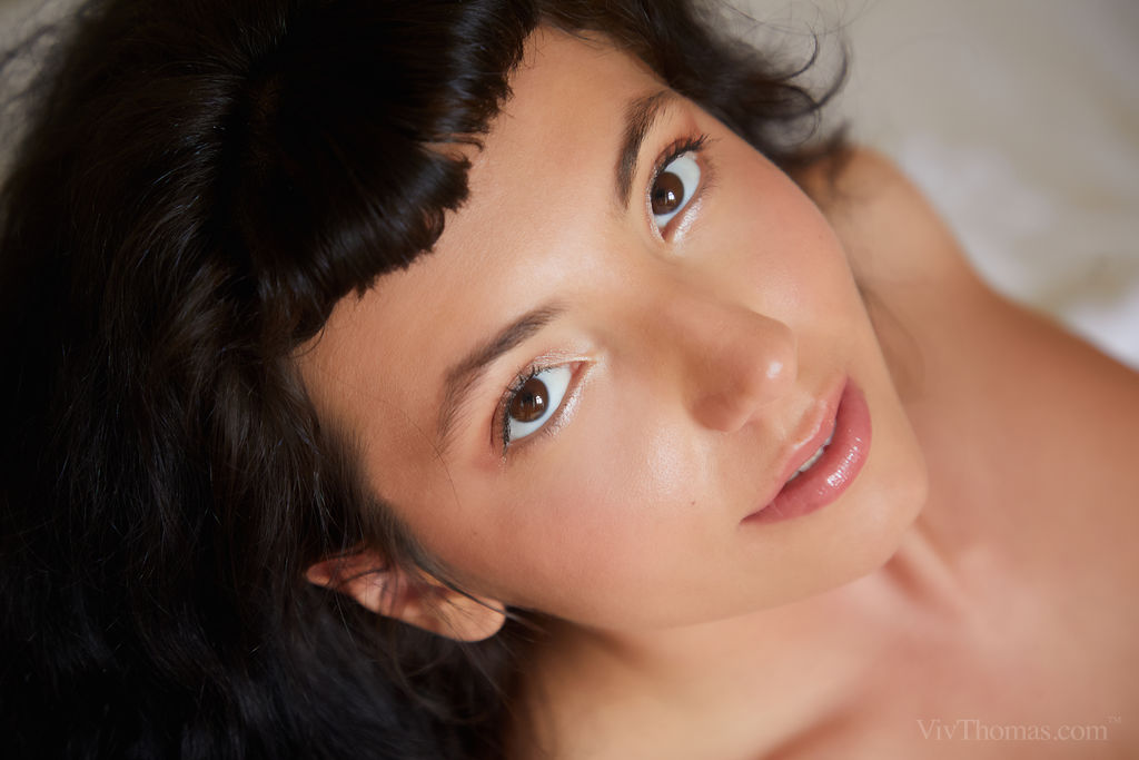 MitziX Spreads Her Long Legs In A Wide Split So Her Shaved Pussy Pouts Open Invitingly