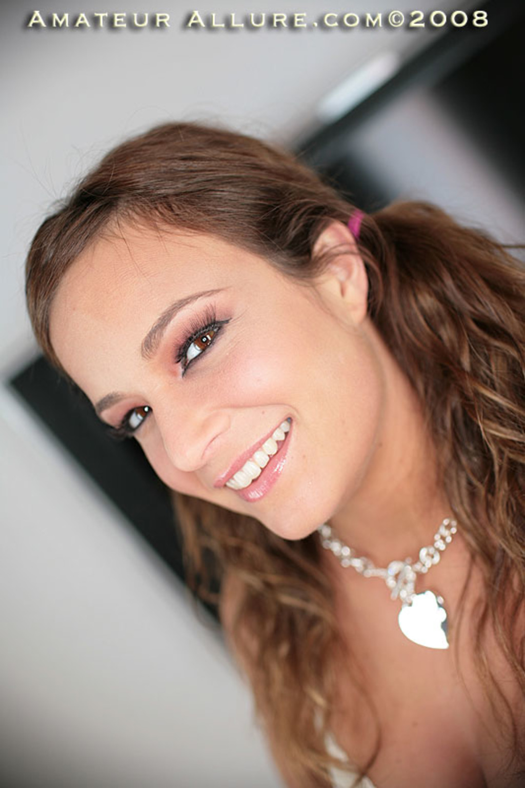 Nadia Loves Giving Head Cover Photo