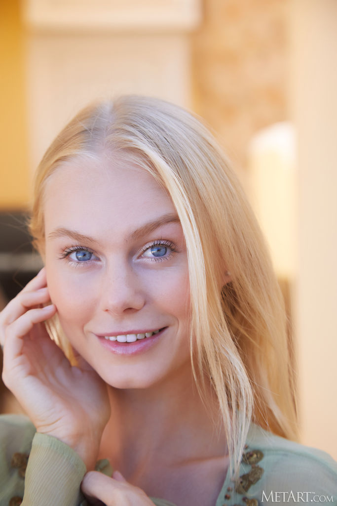 Nancy A Parts Her Tanned Thighs For A Glimpse Of Her Plump-lipped Pussy