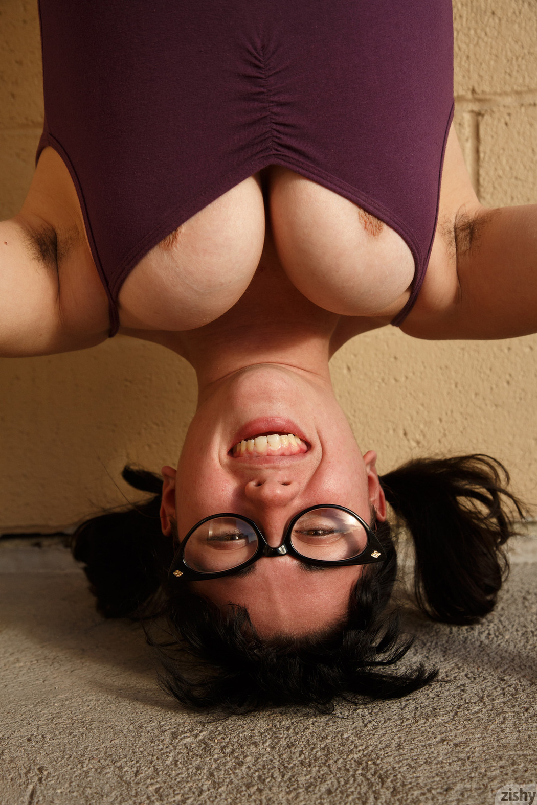 Paisley Osiris With Bountiful Natural Bust