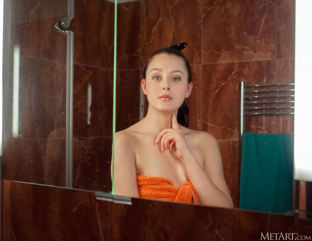 Olivia Honey Shares Every Inch Of Her Gorgeous Body With You