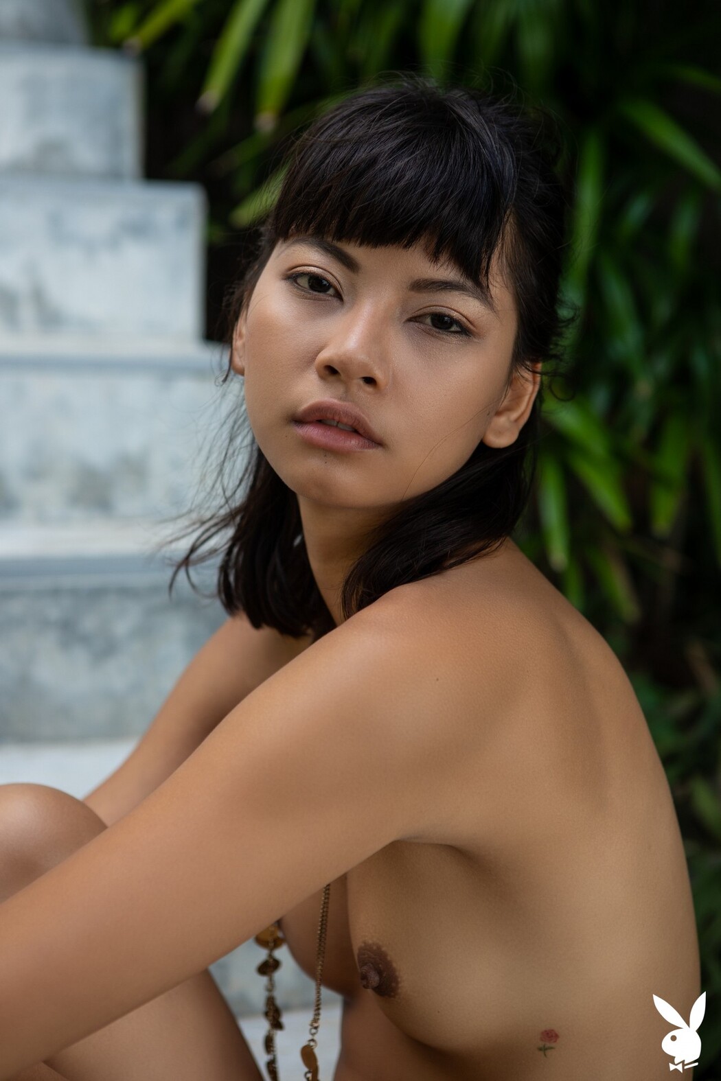 Relaxing Afternoon With Sexy Model Cara Pin