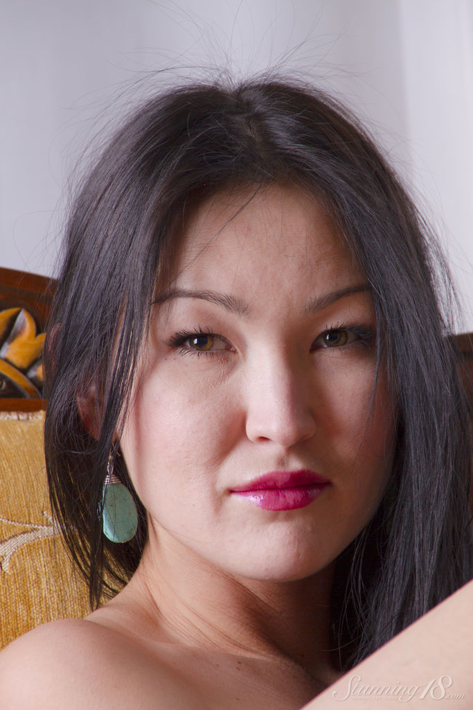 Rusya Teases Naked With Hot Ass