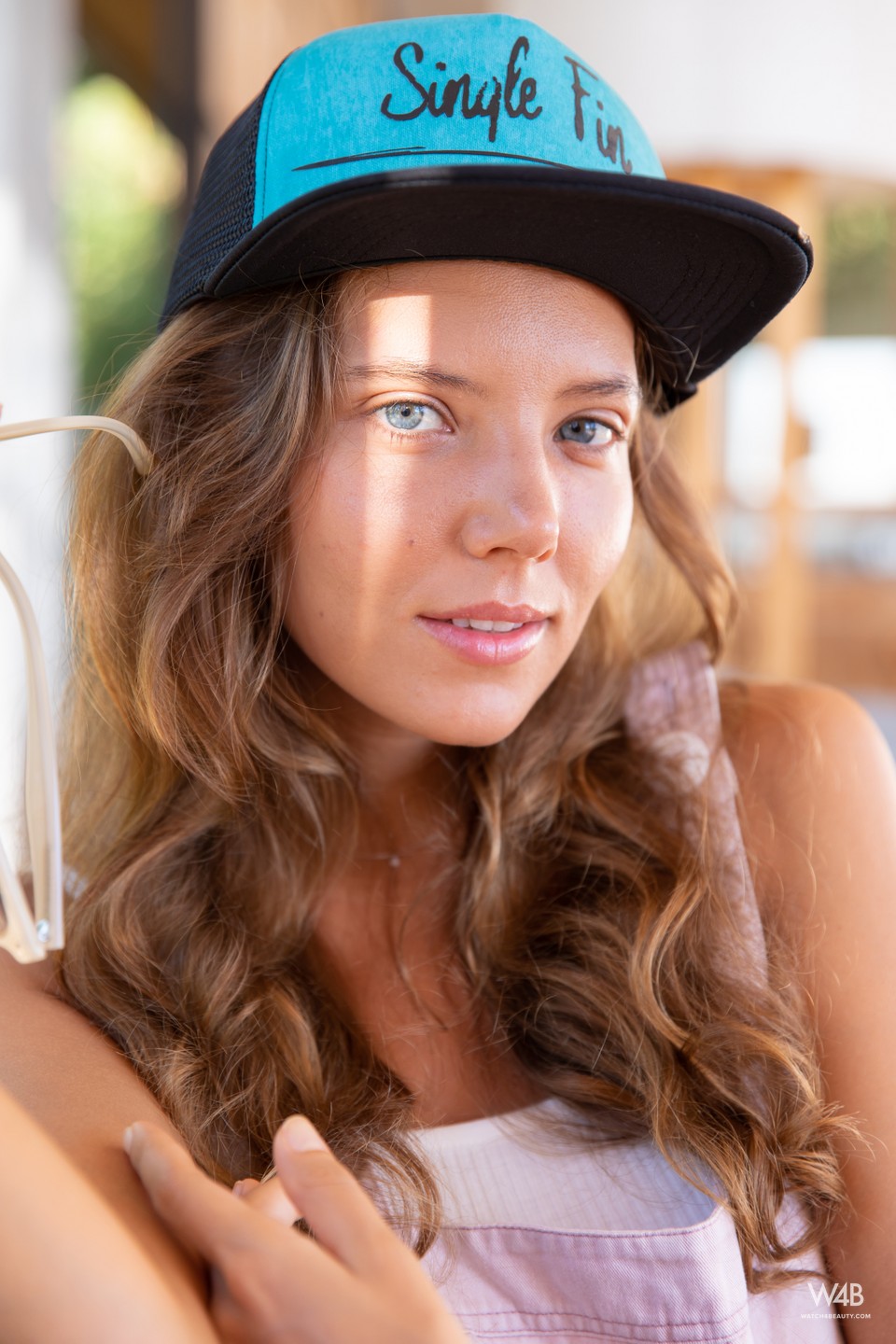 Russian Beauty Clover In Her Dream-like Lockdown