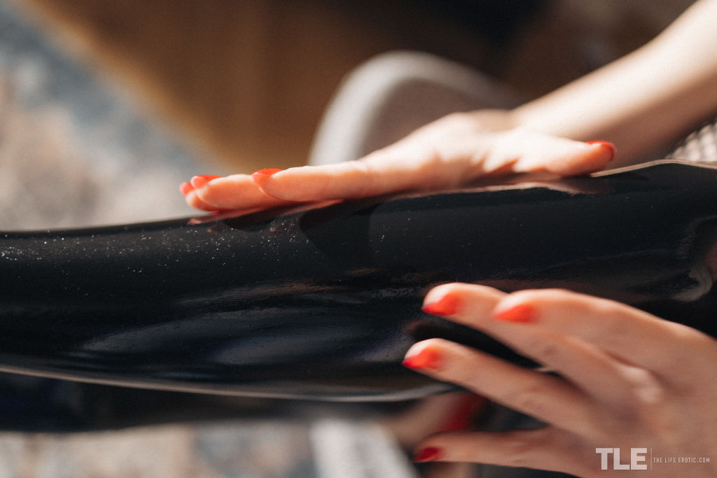 Samantha Rouge With One Hand Stroking Her Pussy As She Licks Her Juices Cover Photo