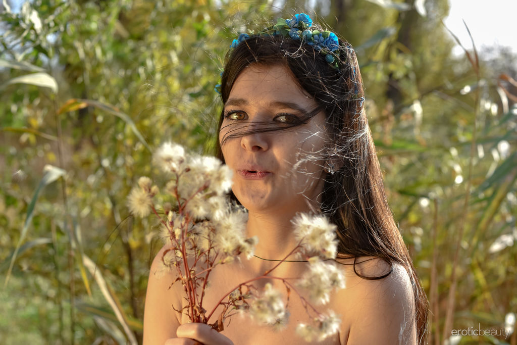 Stasiya Teases Naked Outdoors