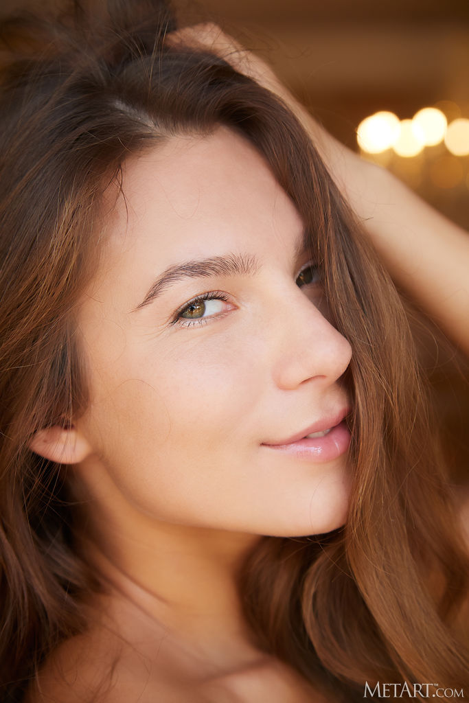 Stunning Belka Expose Her Shaved Pussy And Curvaceous Ass