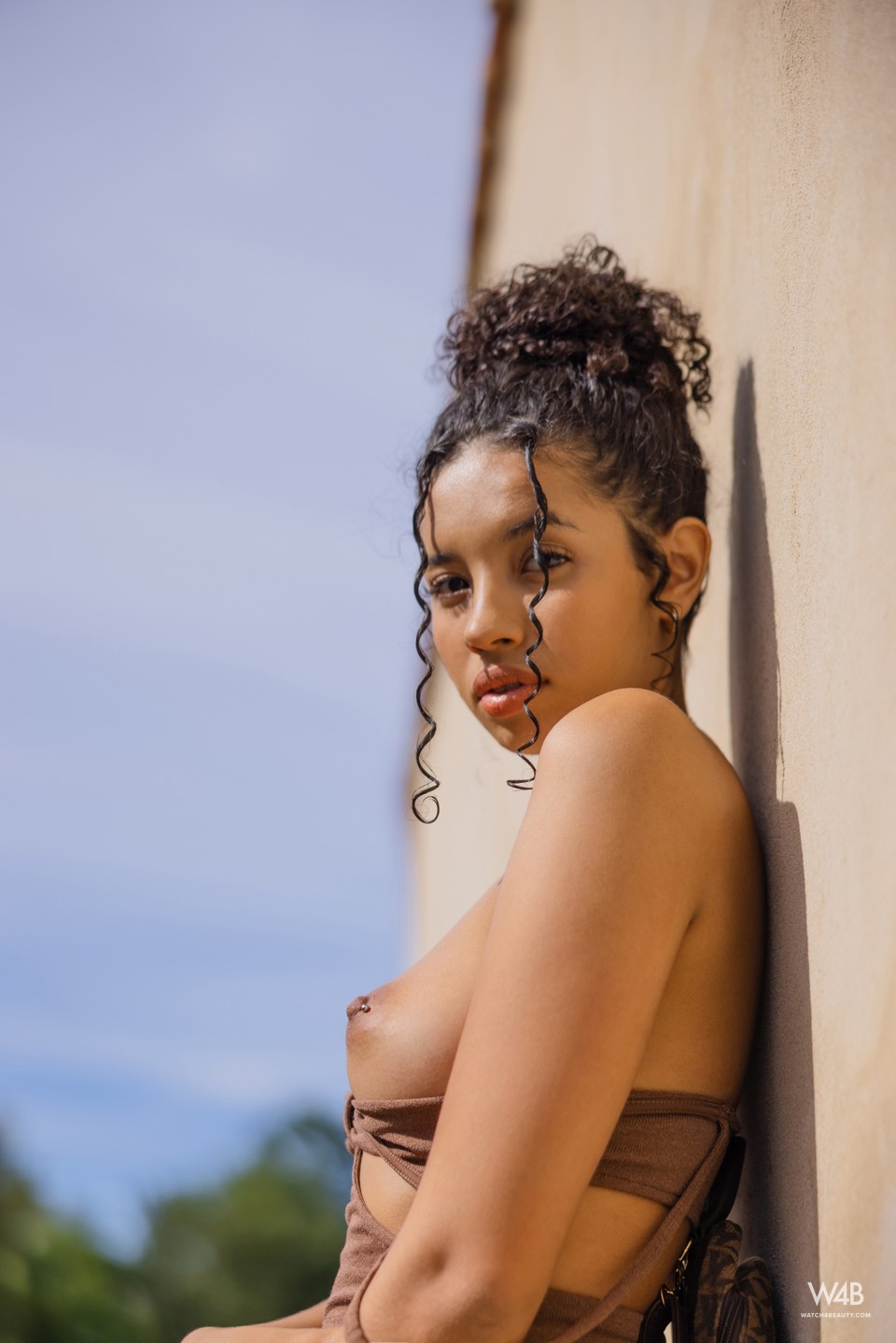 Super Sexy Model Valery Ponce Flash Her Young Stunning Body