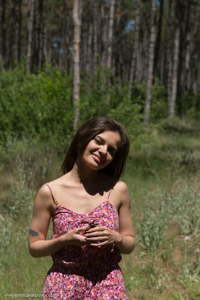 Teen Brunette Pola Strips Outdoors Cover Photo