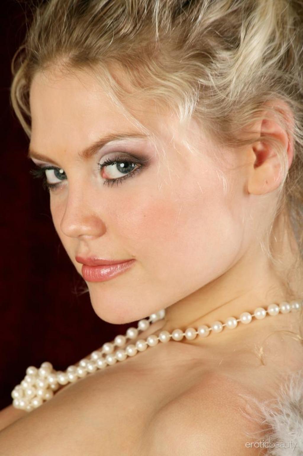 Valentina Angel Of Love