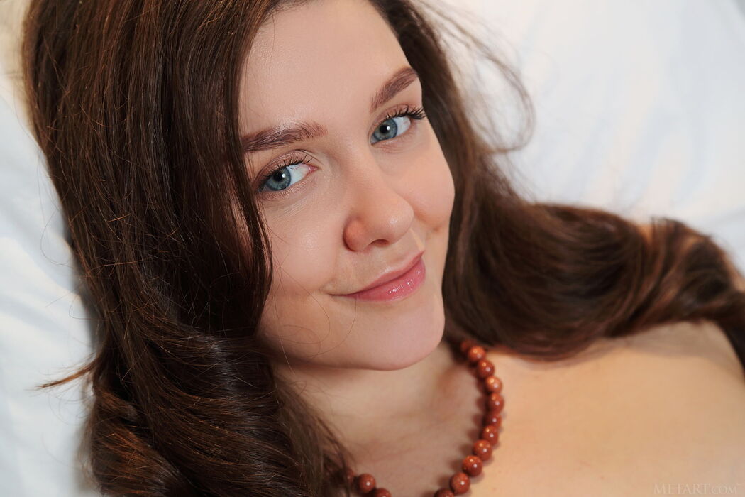 Tina Reese Getting Naked On Bed