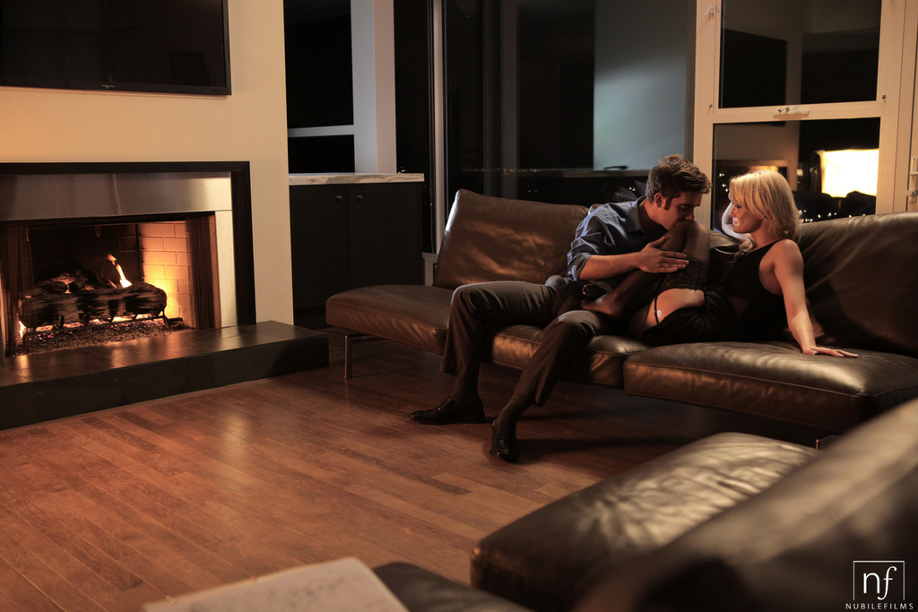 Zoey Paige Ends Her Night Getting Fucked Cover Photo