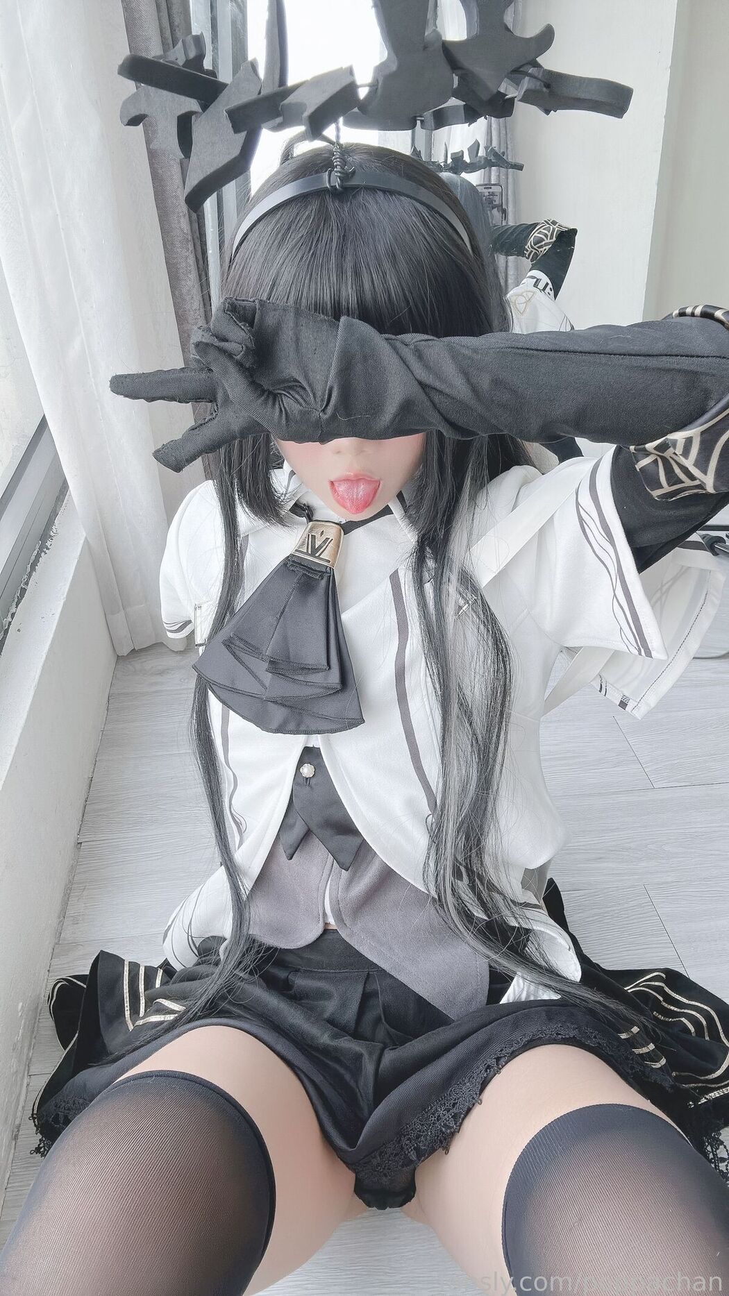 Coser@PoppaChan – Virtuosa (45P – 12V)