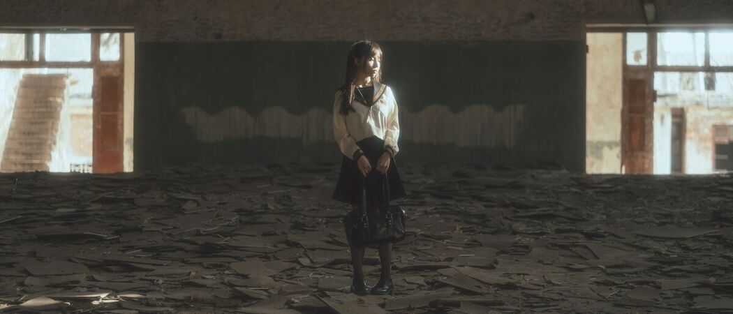 Coser@六味帝皇酱 – 废墟JK (53P)