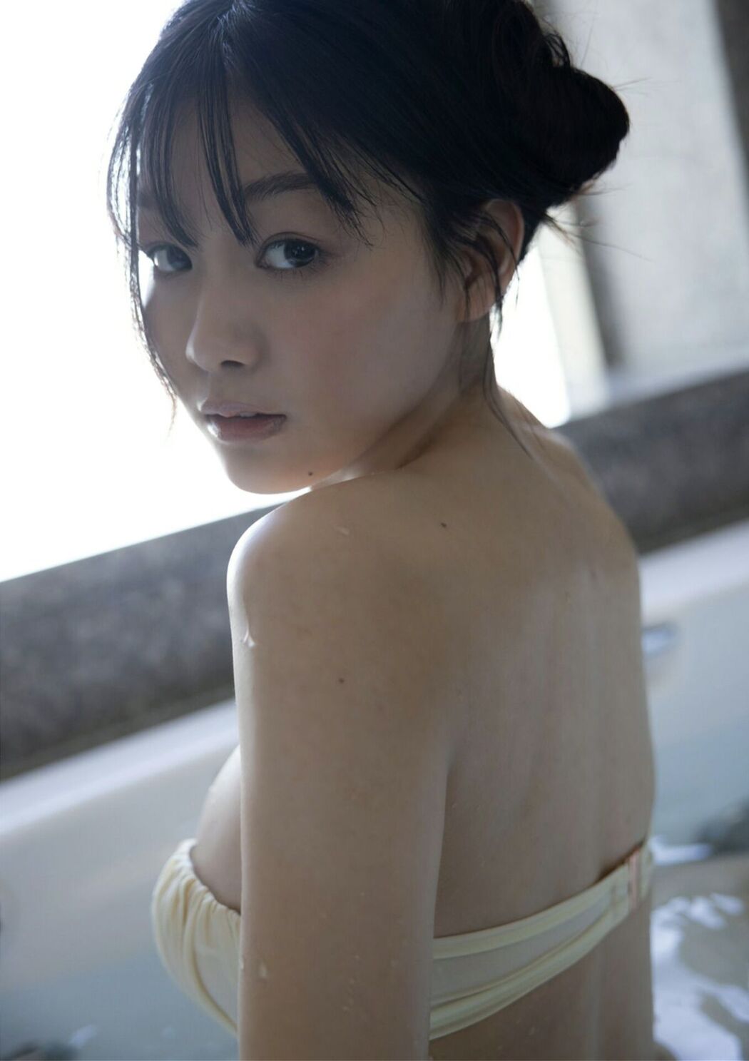 JP Haruna Yoshizawa 吉澤遥奈 – BUBKAデジタル写真集 Pureness (71P)