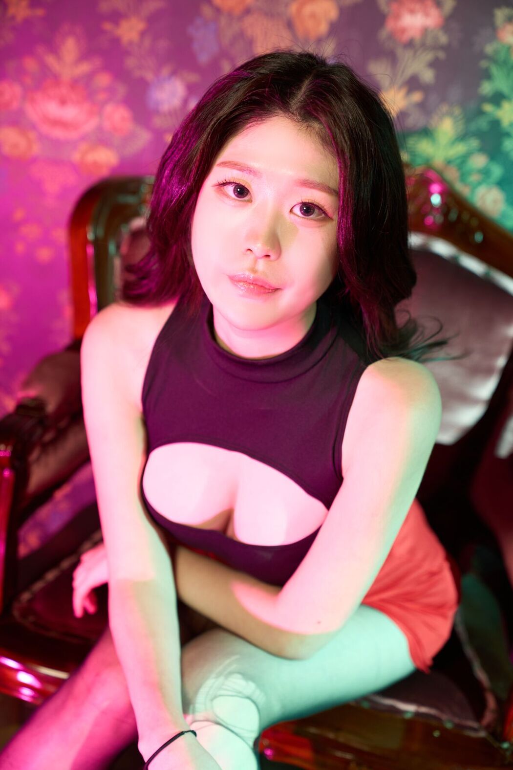 Ha Eun – Fair Skin (31P)