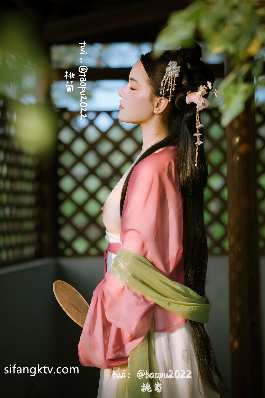 Tao Pu 桃葡 And Xia Yue 夏月 And Luo Su 落苏 &#8211; X稀有古裝風 色影大神私拍甄選 Part02 (67P)