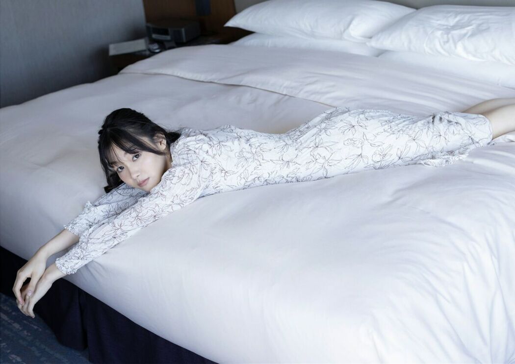 JP Haruna Yoshizawa 吉澤遥奈 – BUBKAデジタル写真集 Pureness (71P)