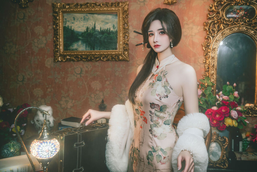 Coser@鹿八岁 – 特工的堕落 前篇 Part01 (59P – 1V)