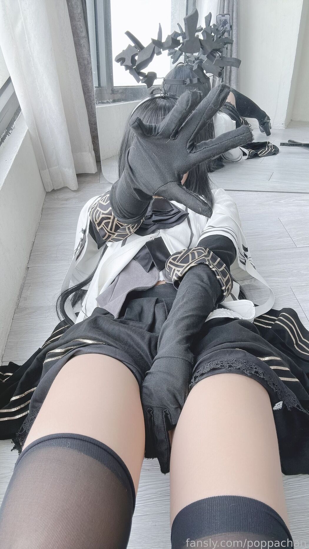 Coser@PoppaChan – Virtuosa (45P – 12V)