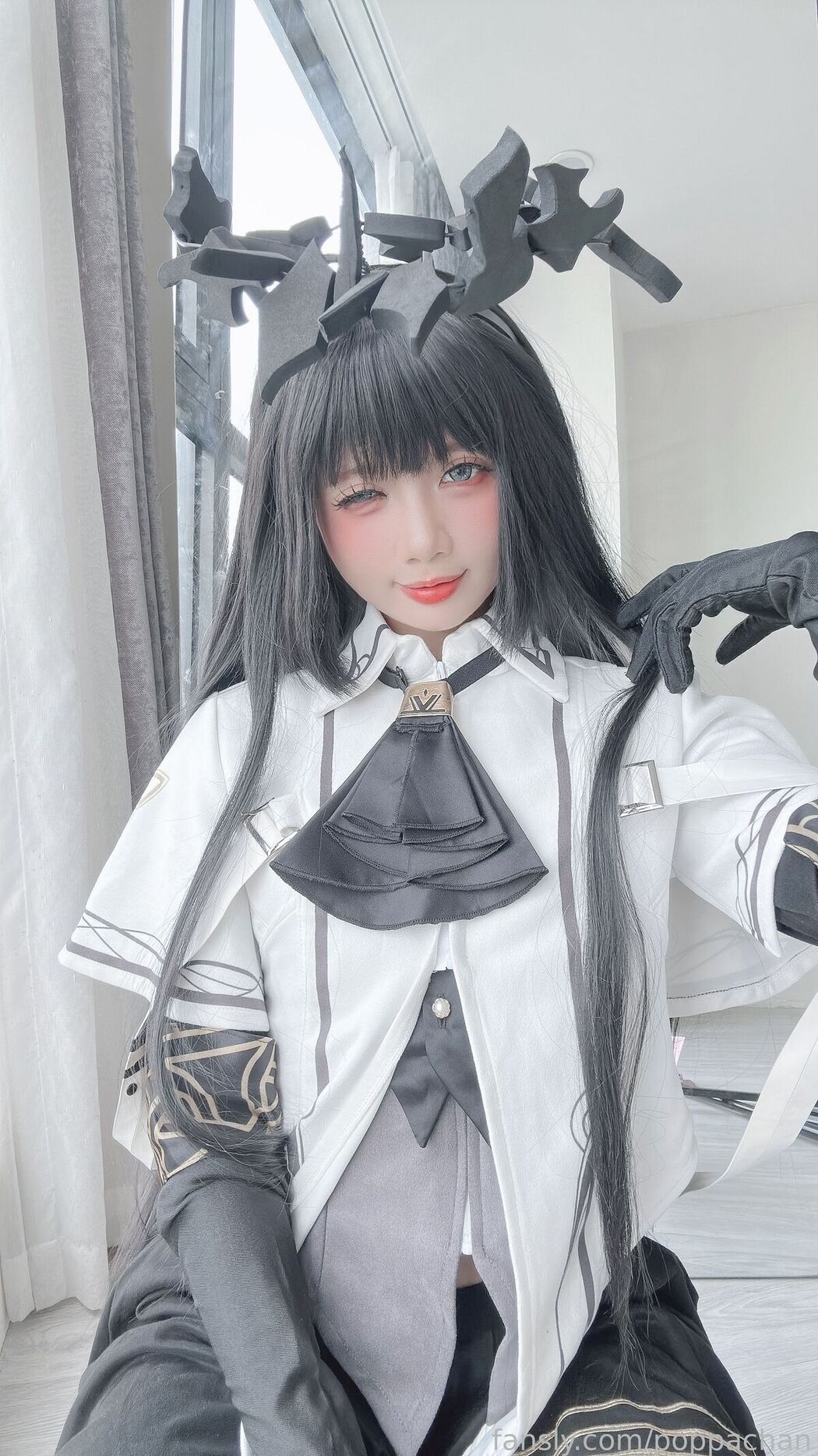 Coser@PoppaChan – Virtuosa (45P – 12V)