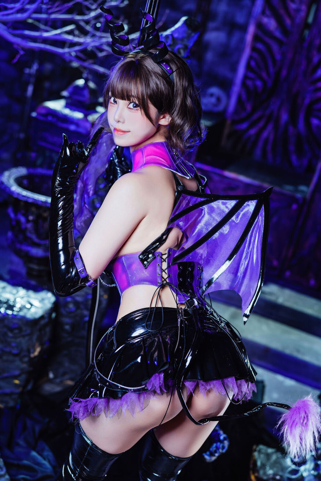 Coser@蜜汁猫裘 – 触手魅魔 (85P – 2V)