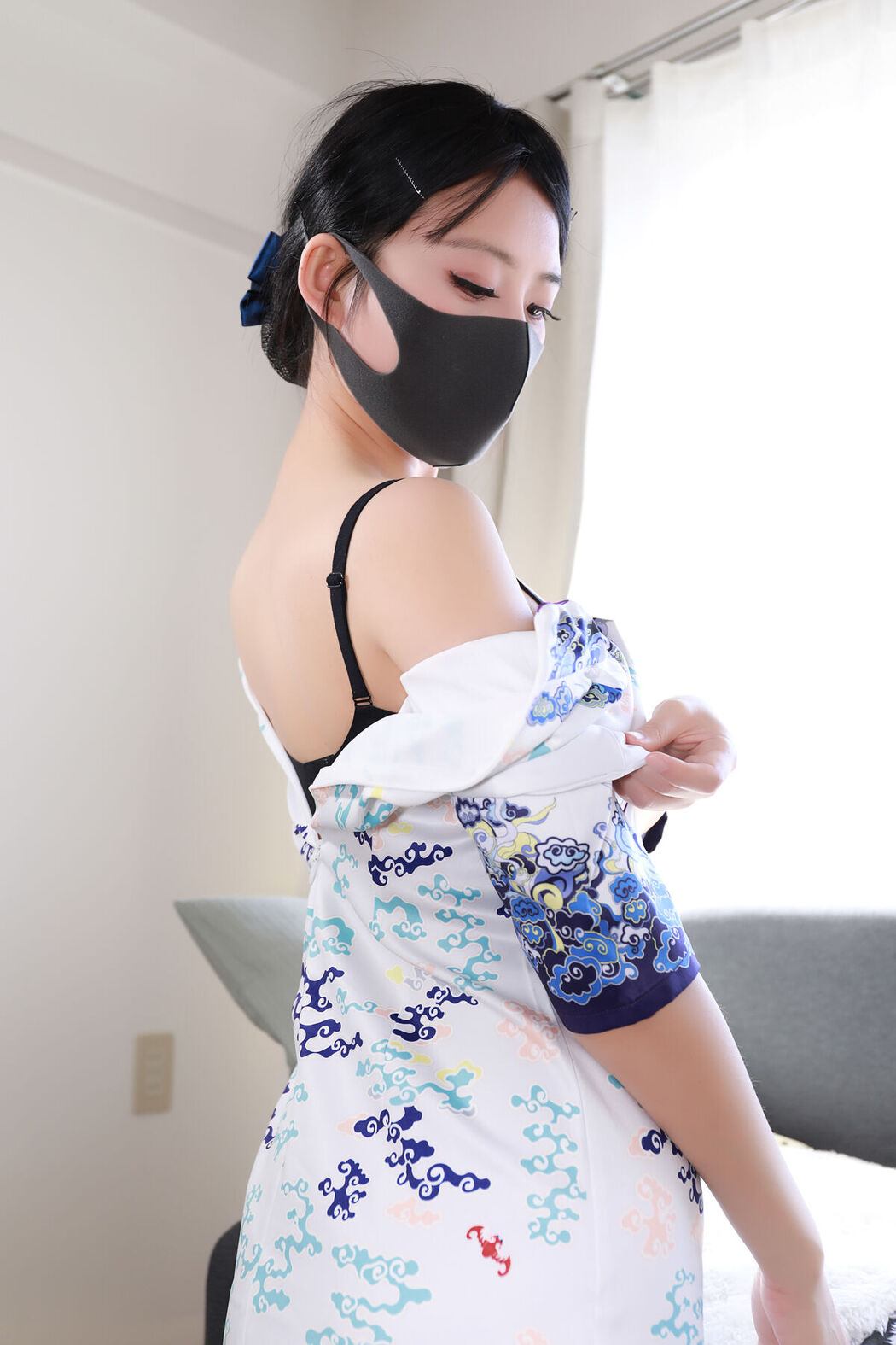 Li Jia 李佳 – 海南航空 (74P)