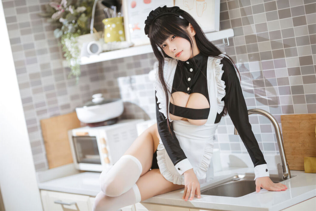 Coser@三無人型 &#8211; 高叉女仆 (43P)