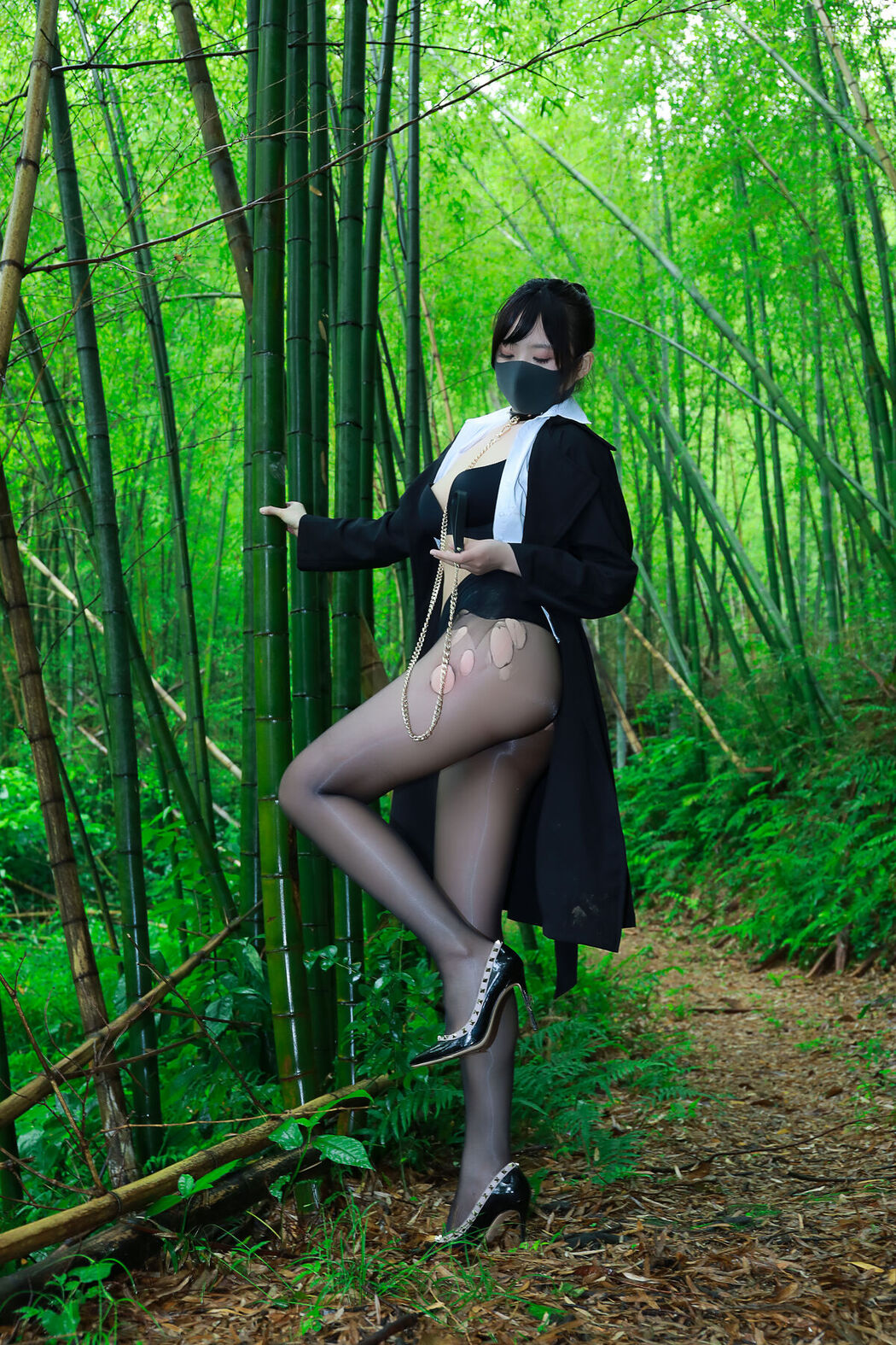 Li Jia 李佳 &#8211; 黑百褶裙森林 (59P)