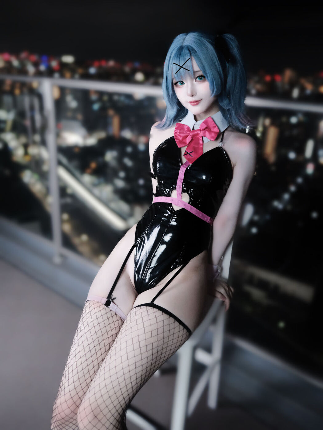 Coser@幼愛Youmeko – 初音未来兔子洞兔女郎 (29P)