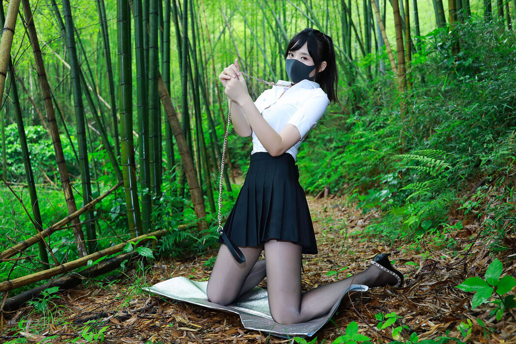 Li Jia 李佳 &#8211; 黑百褶裙森林 (59P)