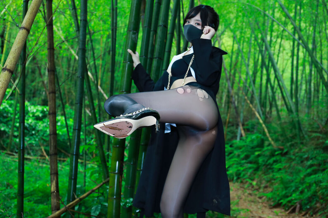 Li Jia 李佳 &#8211; 黑百褶裙森林 (59P)