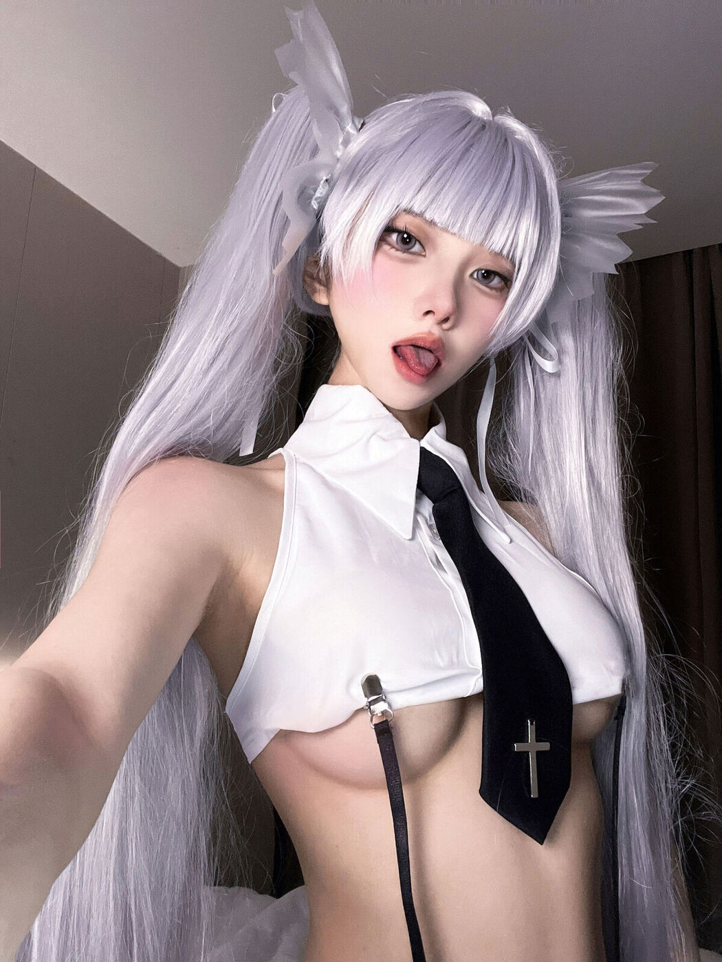 Coser@果咩酱w – 天使女警 (24P)