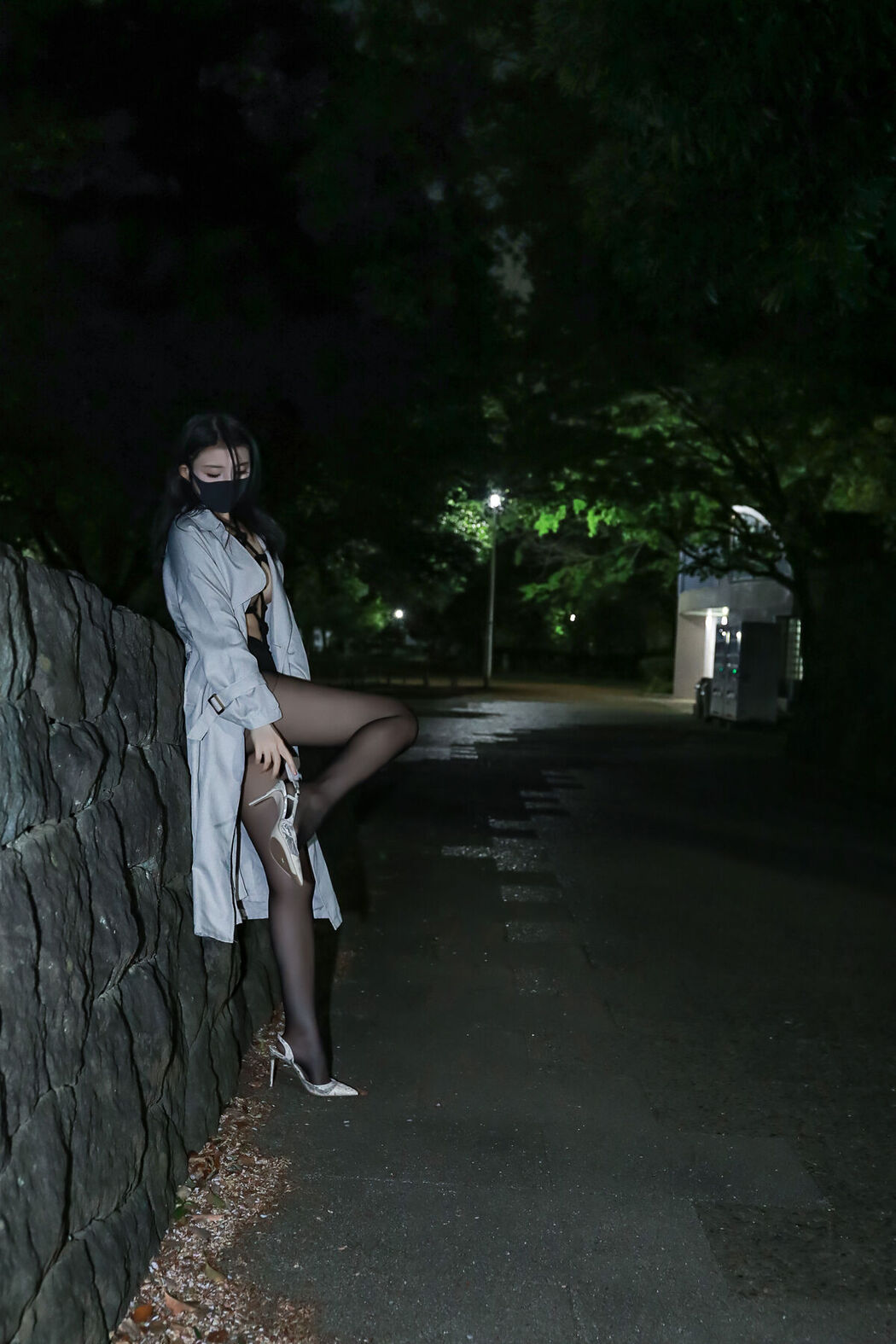 Li Jia 李佳 – 户外龟甲 (41P)