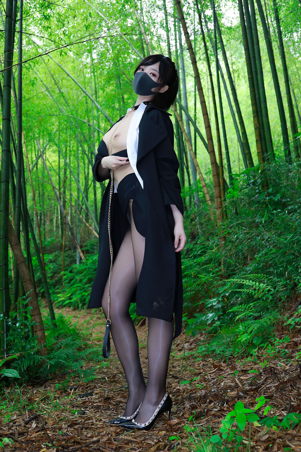 Li Jia 李佳 &#8211; 黑百褶裙森林 (59P)