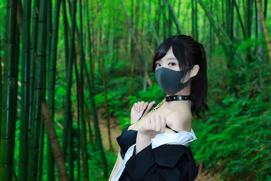 Li Jia 李佳 &#8211; 黑百褶裙森林 (59P)