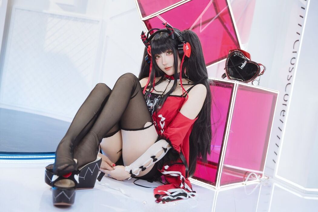 Coser@瓜希酱 – 交错战线cos旋律 (14P)