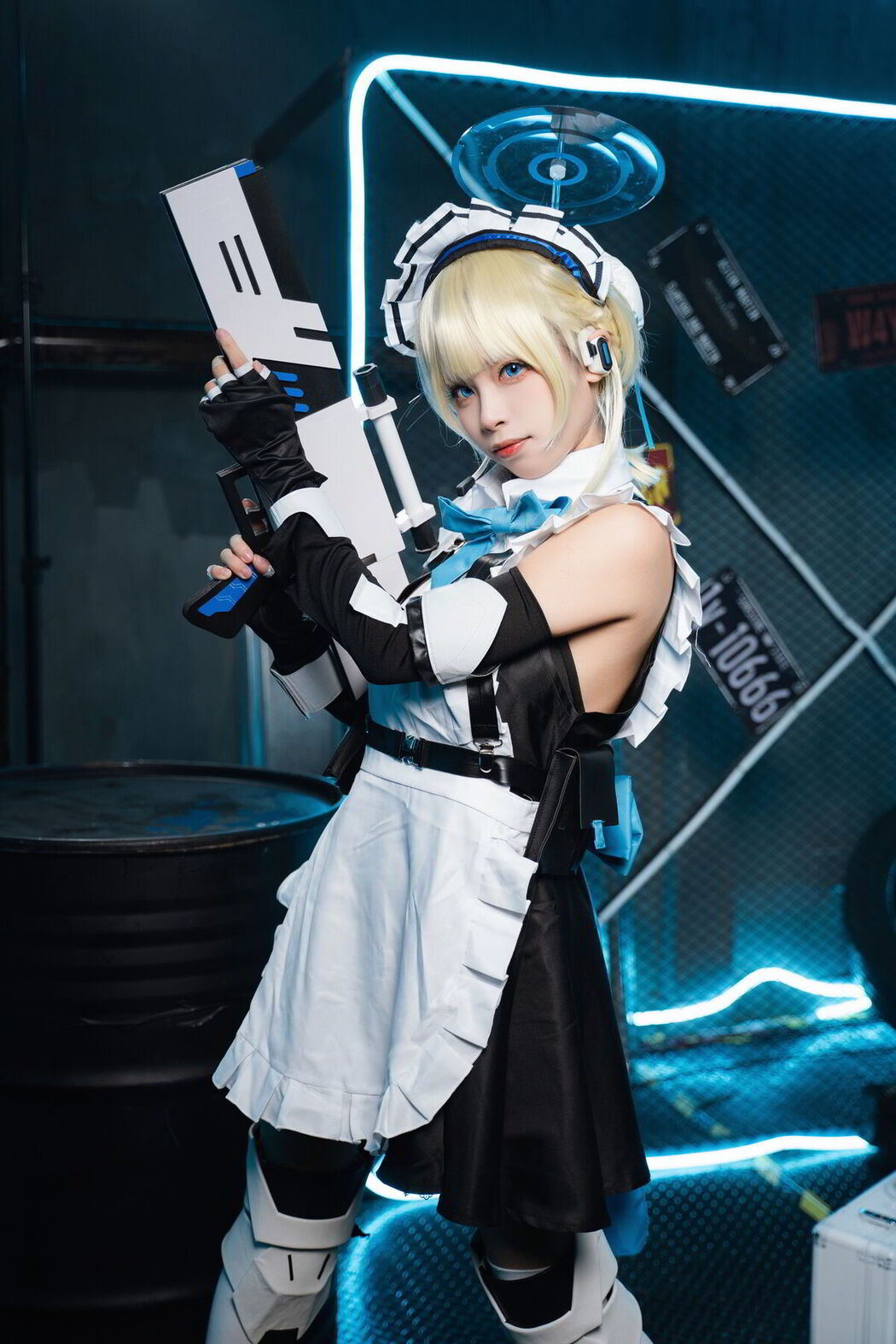 Coser@三無人型 &#8211; 蔚蓝档案 飞鸟马时兔女郎 (60P)