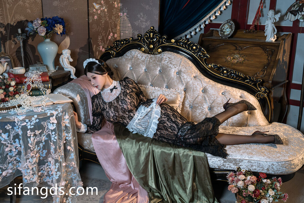 Coser@奈汐酱nice – 顺从 Part01 (50P – 1V)