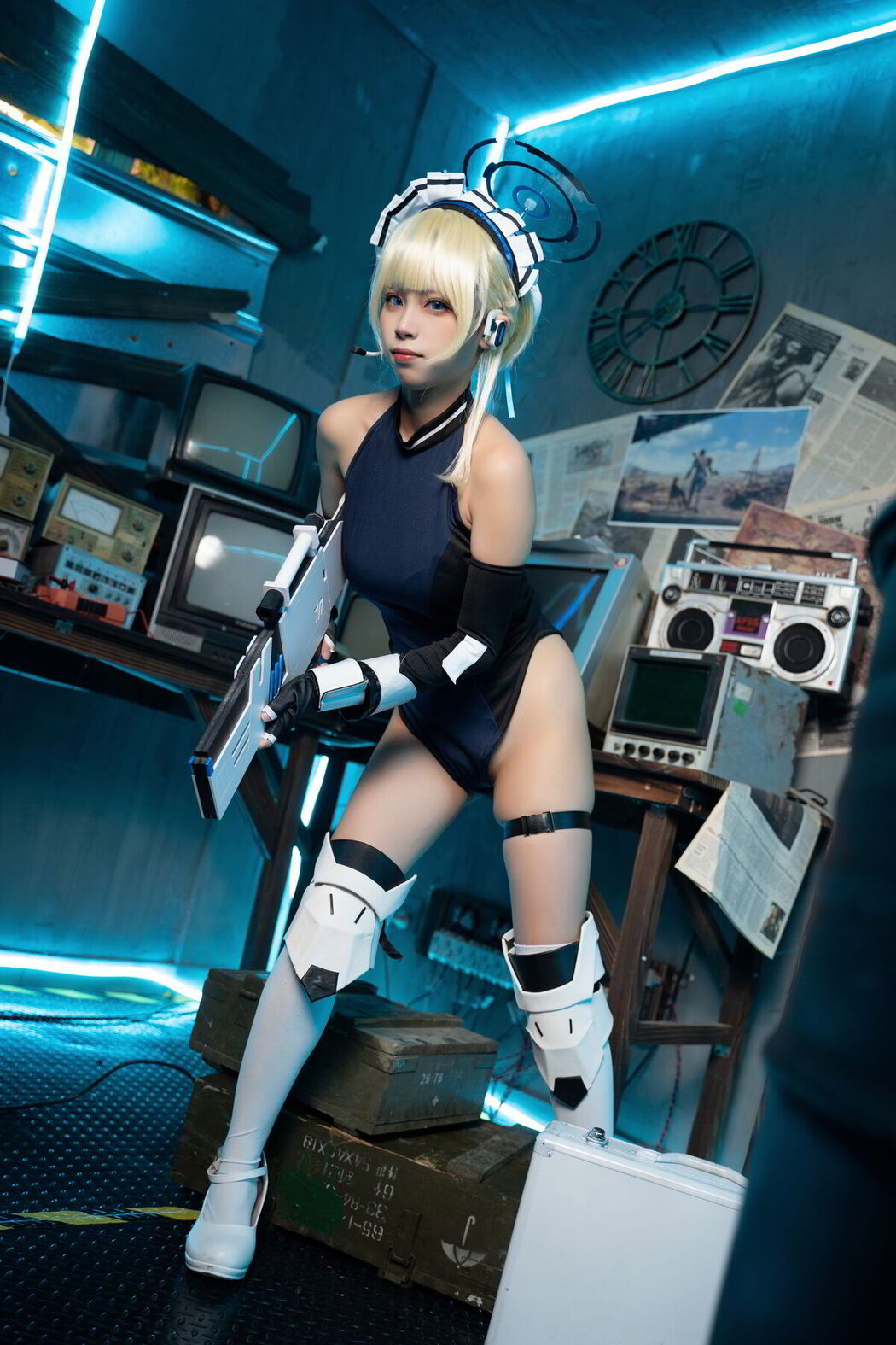 Coser@三無人型 &#8211; 蔚蓝档案 飞鸟马时兔女郎 (60P)