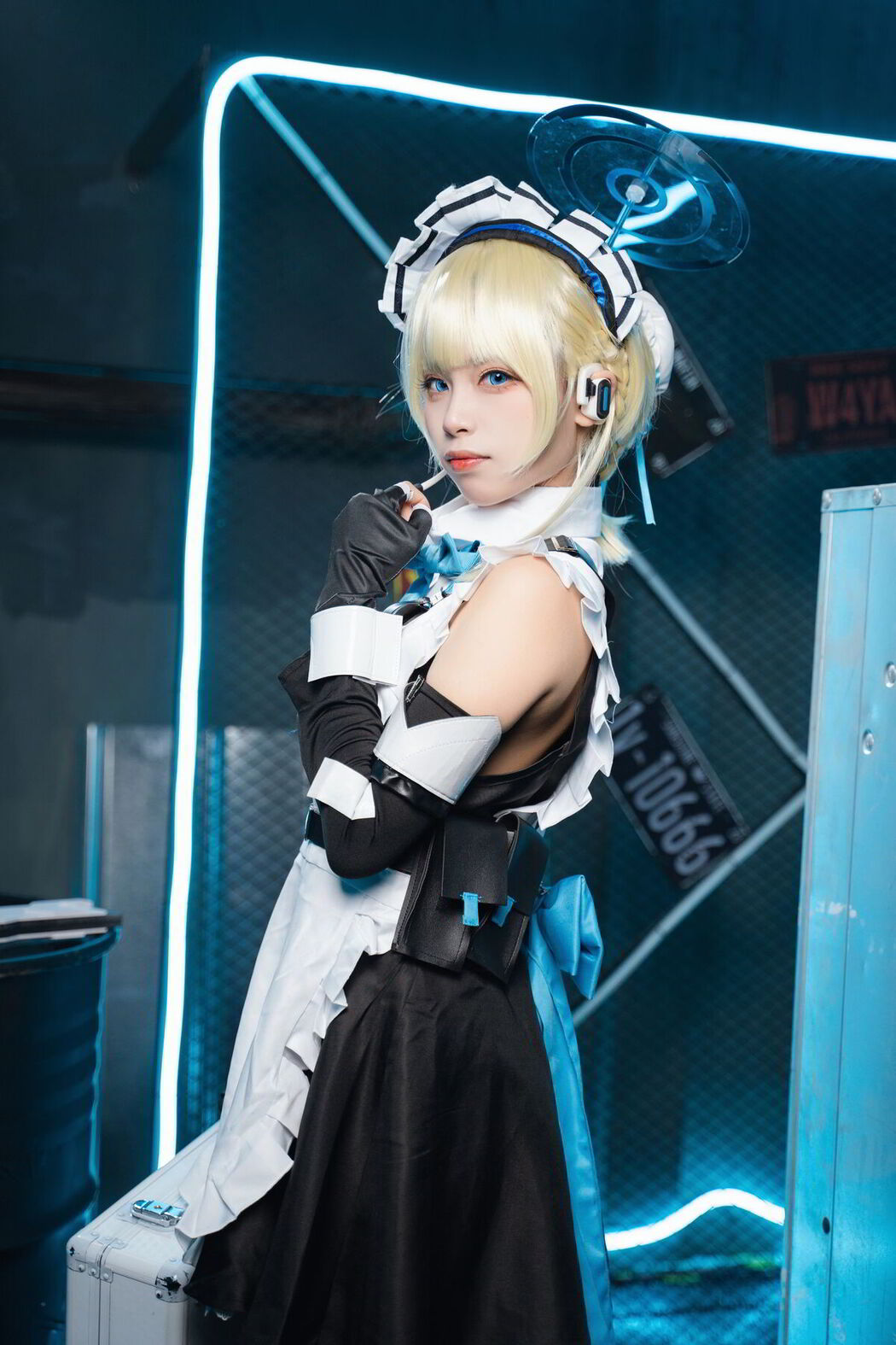 Coser@三無人型 &#8211; 蔚蓝档案 飞鸟马时兔女郎 (60P)