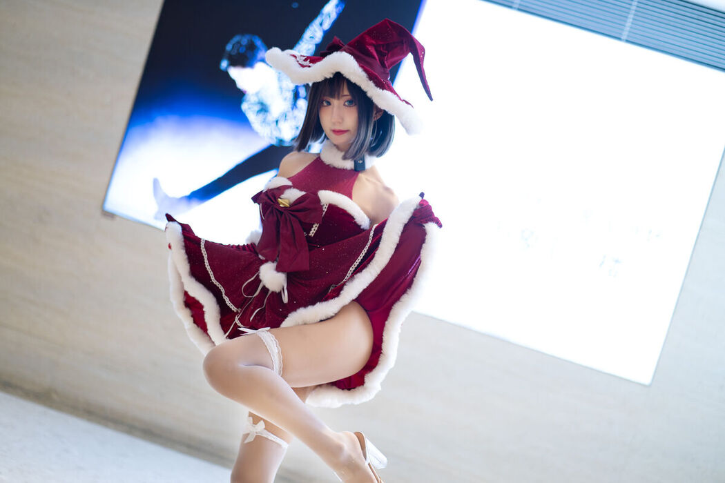 Coser@职业奶妈三水子 &#8211; 圣诞小裙子 (72P)