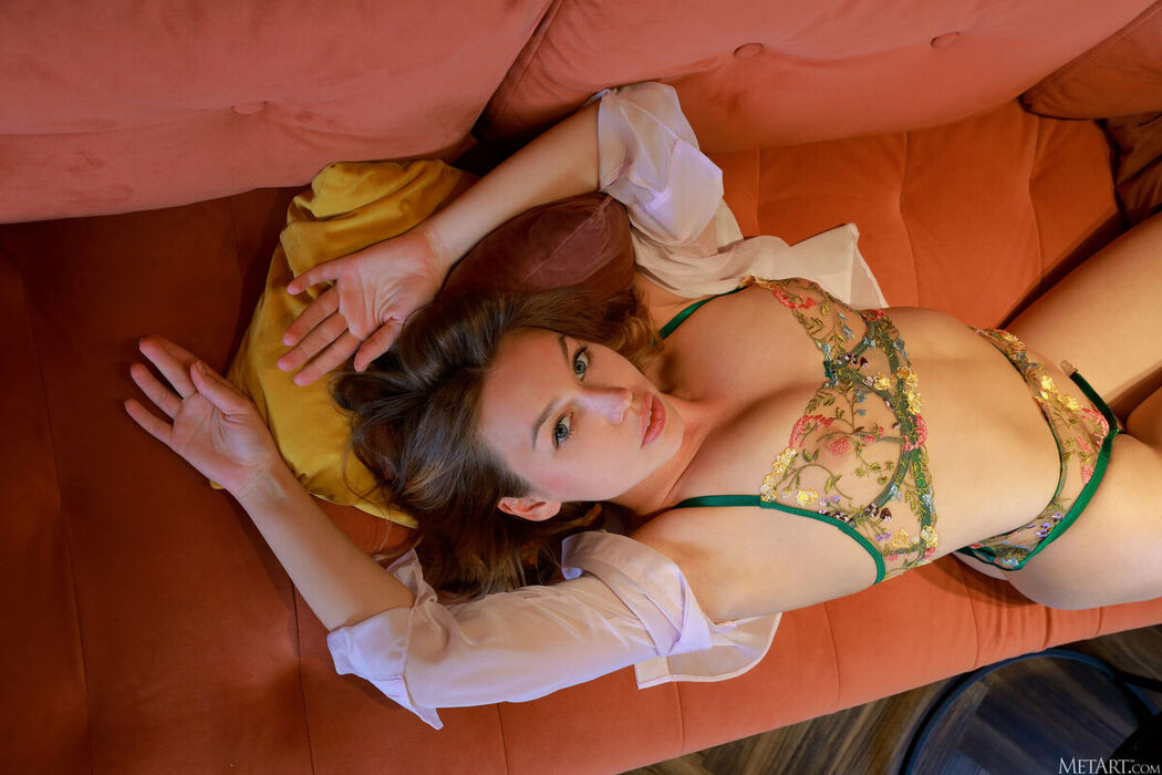 MetArt Elektra – Floral Fancy Part01 (61P)