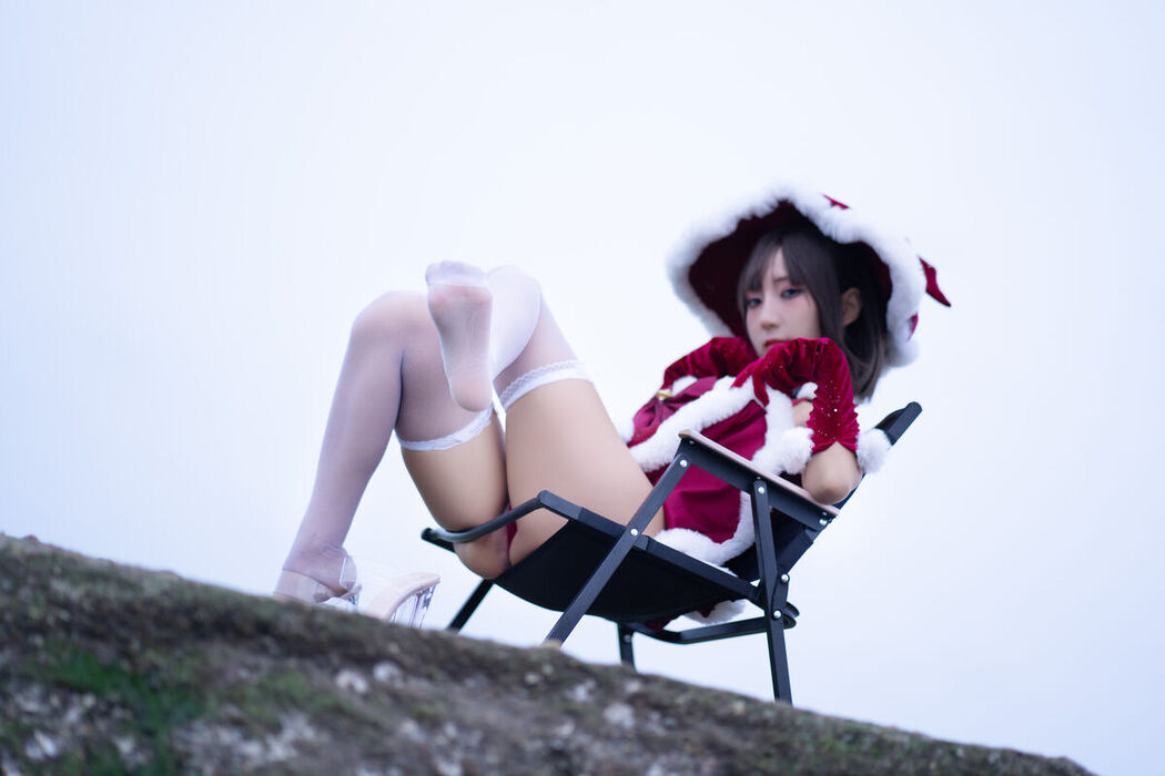 Coser@职业奶妈三水子 &#8211; 圣诞小裙子 (72P)