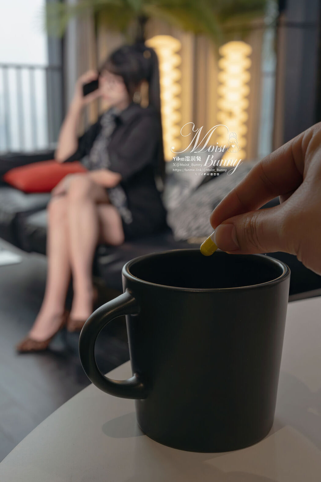 Coser@黏黏团子兔 – 04月作品 总裁攻略 Buttons Part01 (73P – 1V)