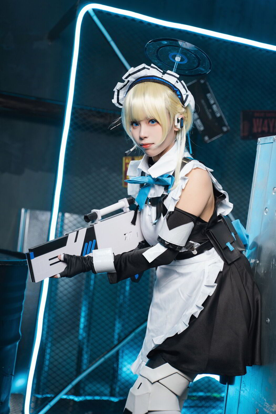 Coser@三無人型 &#8211; 蔚蓝档案 飞鸟马时兔女郎 (60P)