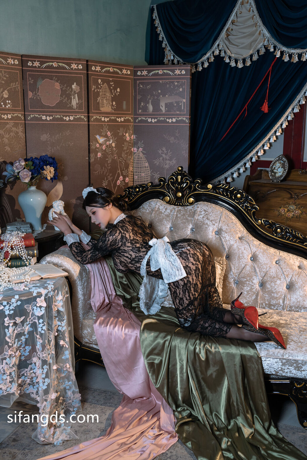 Coser@奈汐酱nice – 顺从 Part01 (50P – 1V)