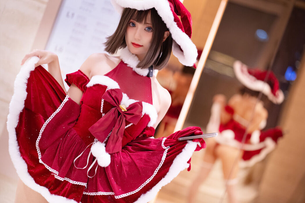 Coser@职业奶妈三水子 &#8211; 圣诞小裙子 (72P)